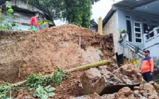 Dua kecamatan di kota Ambon yakni Baguala, Sirimau dan Leitimur Selatan terdampak bencana banjir dan tanah longsor