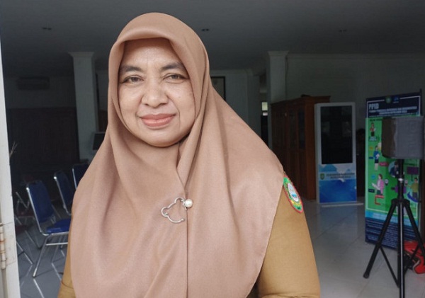 Plt Kepala Dinas Kominfo Kepulauan Sula Suryawati Buamona.
