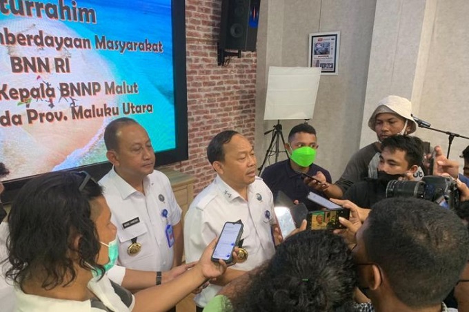 Deputi-Bidang-Pemberdayaan-Masyarakat-BNN-RI-Irjen-Pol-Andjar-Dewanto-SH-MH-saat-kuker-di-Ternate-4